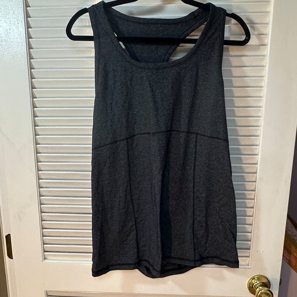Ingrid & Isabel BeMaternity Gray Activewear Top – Built-In Shelf Bra – Size 2X